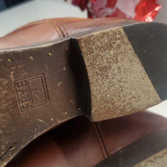 Wms FRYE extended calf leather riding boots (sz 7B) - Picture 9 of 10